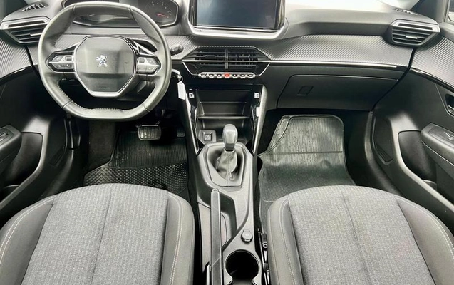 imagem-https://www.socarrao.com.br/sc-vehicle-images-prod/3751560/1789047517756-8463043_14_B_b294e7bd65.jpeg