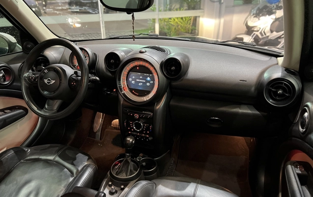 imagem-https://www.socarrao.com.br/sc-vehicle-images-prod/3751636/1789047675537-1_063728.jpg