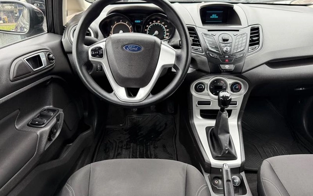 imagem-https://www.socarrao.com.br/sc-vehicle-images-prod/3751718/1789047837100-8463119_15_B_7eda2cae16.jpeg