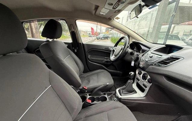 imagem-https://www.socarrao.com.br/sc-vehicle-images-prod/3751718/1789047837101-8463119_16_B_4b01b56899.jpeg