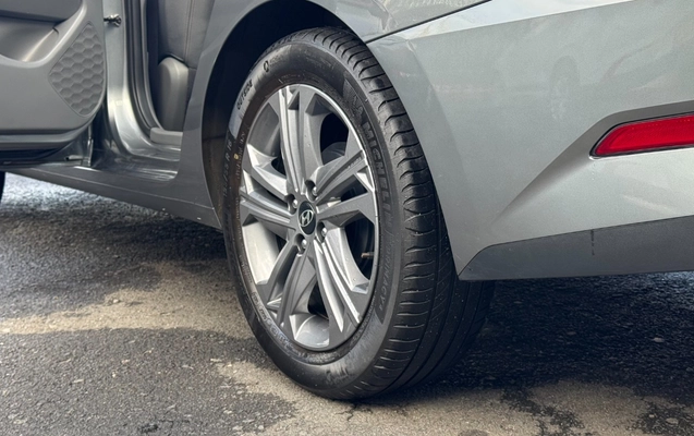 imagem-https://www.socarrao.com.br/sc-vehicle-images-prod/3751757/1789047887977-SU1HXzIyNzguanBlZw.jpeg