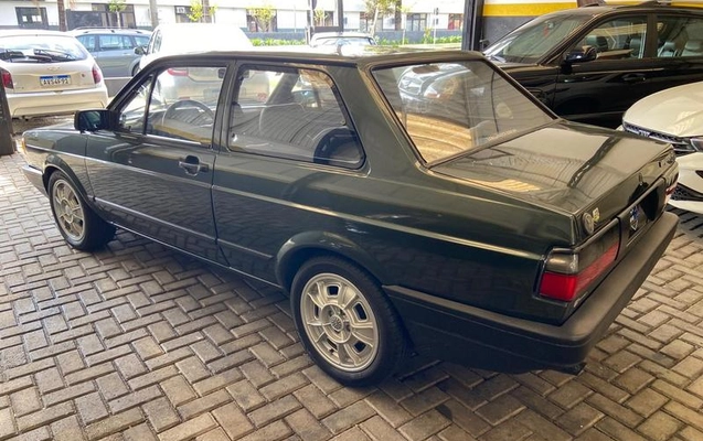 imagem-https://www.socarrao.com.br/sc-vehicle-images-prod/3751759/1790023474363-8463160_6_B_89b63e25a6.jpeg