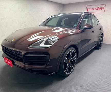 Porsche Cayenne 2020 Marrom — foto 1 de 3