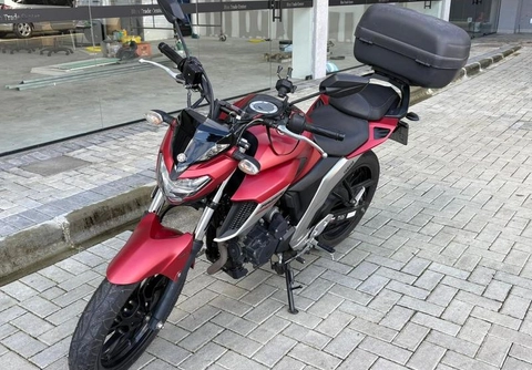 Yamaha FZ25 250 FAZER FLEX 2019 Vermelho — foto 1 de 3