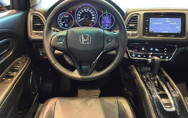 imagem-https://www.socarrao.com.br/sc-vehicle-images-prod/3752699/1789233867745-8463325_14_B_3afaf25a81.jpeg