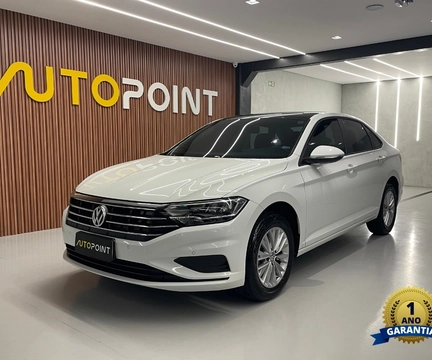Volkswagen Jetta 2019 Branco — foto 1 de 3