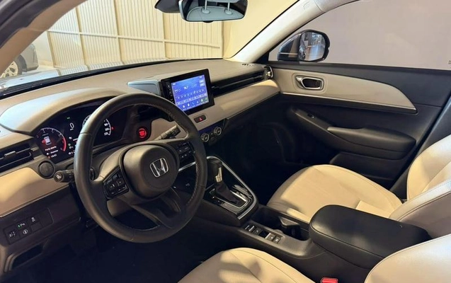 imagem-https://www.socarrao.com.br/sc-vehicle-images-prod/3752964/1789062133759-8462835_24_B_30a225a669.jpeg