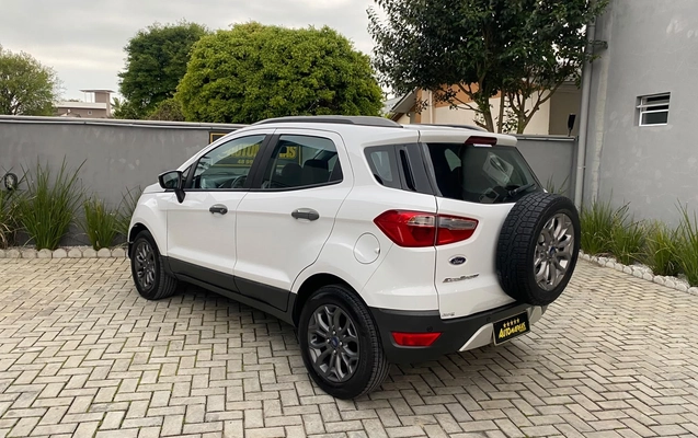 imagem-https://www.socarrao.com.br/sc-vehicle-images-prod/3753002/1789050569708-370112fb839c430f8ac04d474e9182e8_1789050340892.jpg