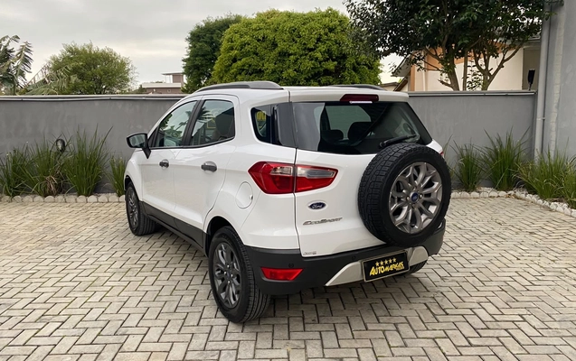 imagem-https://www.socarrao.com.br/sc-vehicle-images-prod/3753002/1789050569710-678e2a5bdb0c41cab2f8f4be387eb0b3_1789050340873.jpg
