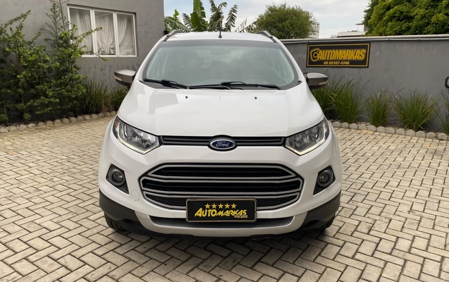 imagem-https://www.socarrao.com.br/sc-vehicle-images-prod/3753002/1789050569714-f02858c2a37740948ba83b8b26438d56_1789050340997.jpg