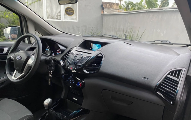 imagem-https://www.socarrao.com.br/sc-vehicle-images-prod/3753002/1789050569718-e158c8d33d3d4583b283cb8a5e4dda21_1789050340773.jpg