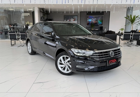 Volkswagen Jetta 2020 Preto — foto 1 de 3
