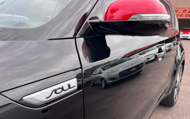 imagem-https://www.socarrao.com.br/sc-vehicle-images-prod/37531/1787690930088-7266634_0_B_b22e0e95dd.jpeg