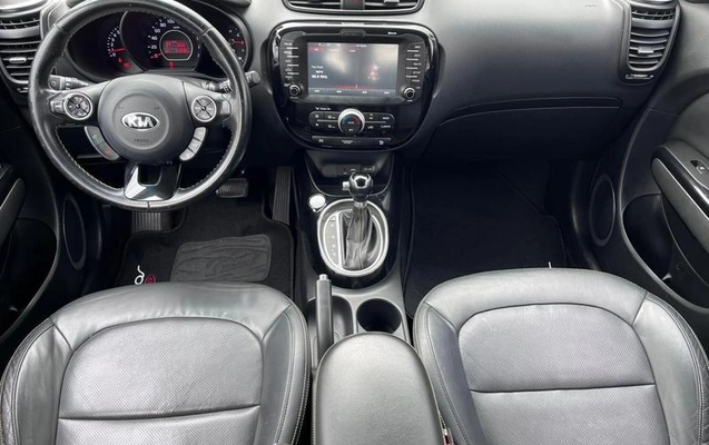 imagem-https://www.socarrao.com.br/sc-vehicle-images-prod/37531/1787690930092-7266634_34_B_66a41bd047.jpeg