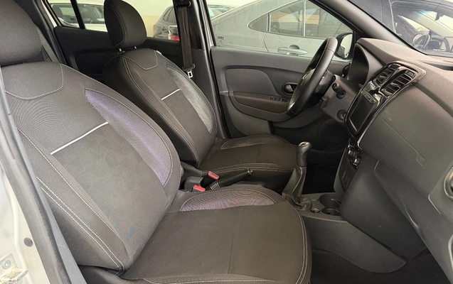 imagem-https://www.socarrao.com.br/sc-vehicle-images-prod/3753118/1789050830364-MjAyNjA4MTJfMTg1MDUxNjU4X2lPUy5qcGc.jpg