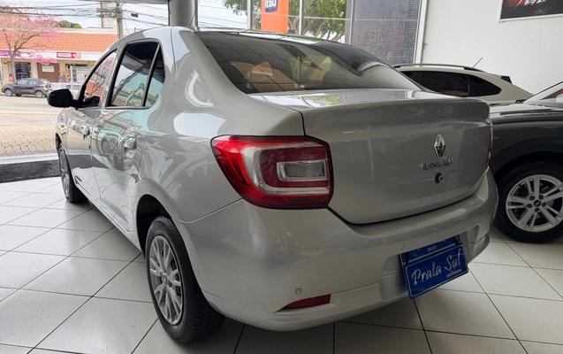 imagem-https://www.socarrao.com.br/sc-vehicle-images-prod/3753118/1789050830867-MjAyNjA4MTJfMTg1MjMyMjI1X2lPUy5qcGc.jpg