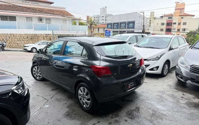 imagem-https://www.socarrao.com.br/sc-vehicle-images-prod/3753284/1789051247715-gb-d652f7e.jpeg