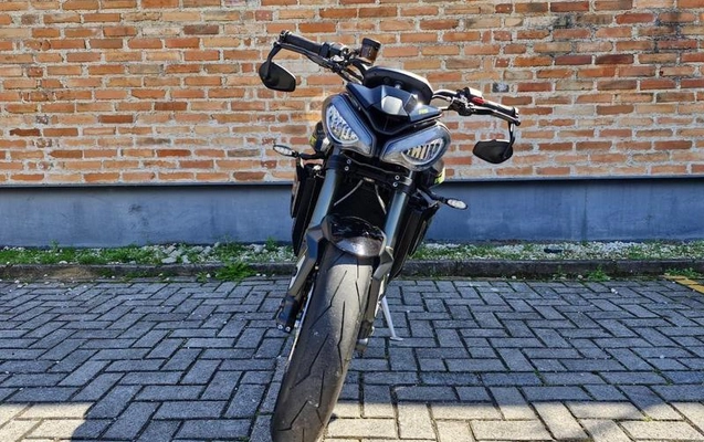 imagem-https://www.socarrao.com.br/sc-vehicle-images-prod/3753375/1789588887965-8463532_10_B_a8ac68d4fc.jpeg