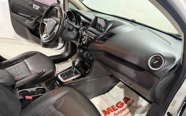 imagem-https://www.socarrao.com.br/sc-vehicle-images-prod/3753377/1789051579146-bcd74672fe124d08a9565656ae5feb0c_1788972967738.jpg