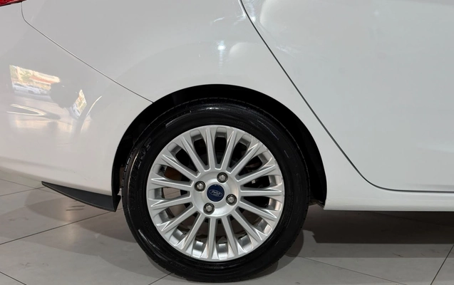 imagem-https://www.socarrao.com.br/sc-vehicle-images-prod/3753377/1789051579148-b4cd3fc1d9c743c19d51099679dfebc1_1788972967748.jpg