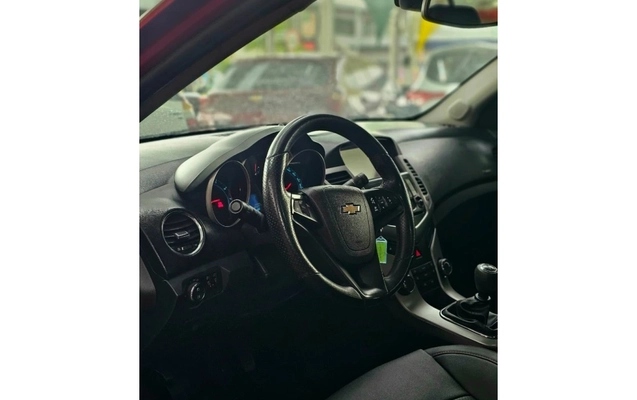 imagem-https://www.socarrao.com.br/sc-vehicle-images-prod/3753469/1789051735313-1_114624.jpg