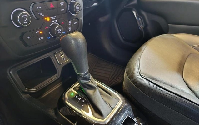 imagem-https://www.socarrao.com.br/sc-vehicle-images-prod/3753505/1789051861318-8463604_17_B_f27e196495.jpeg