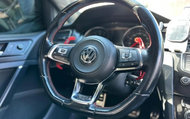 imagem-https://www.socarrao.com.br/sc-vehicle-images-prod/3753557/1789052025555-8414319_17_B_7bde4e8765.jpeg