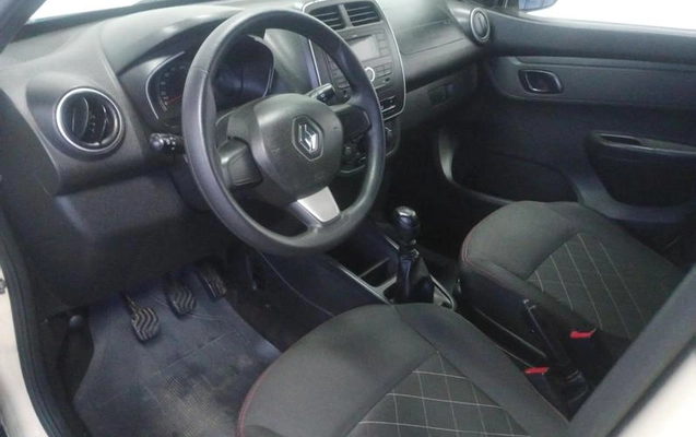 imagem-https://www.socarrao.com.br/sc-vehicle-images-prod/3753568/1789422993551-8463617_9_B_add5dda8cd.jpeg