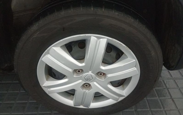 imagem-https://www.socarrao.com.br/sc-vehicle-images-prod/3753568/1789422993556-8463617_11_B_c53e185d5f.jpeg