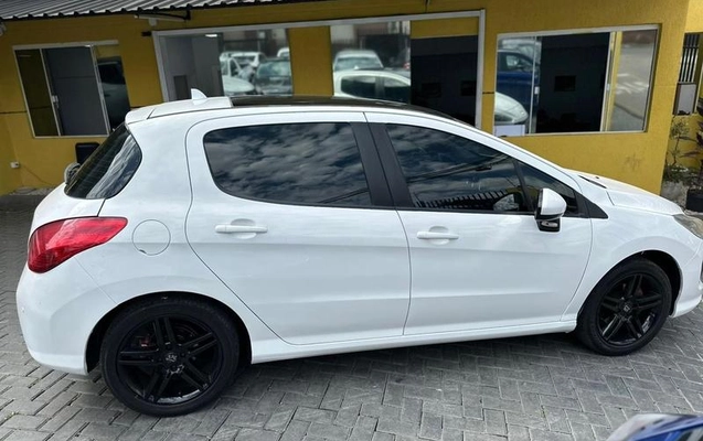 imagem-https://www.socarrao.com.br/sc-vehicle-images-prod/3753706/1789052309702-8132579_1_B_490c5bc0b5.jpeg