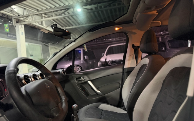 imagem-https://www.socarrao.com.br/sc-vehicle-images-prod/3753901/1789052793651-09854d3e-7cda-4ac5-8d06-150a778799f1.jpg
