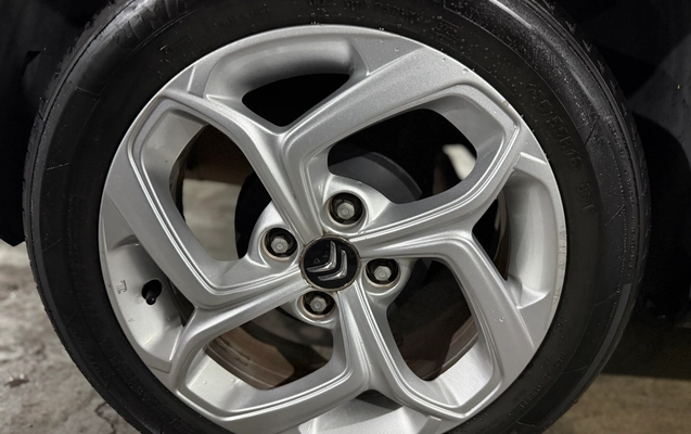 imagem-https://www.socarrao.com.br/sc-vehicle-images-prod/3753901/1789052793651-c3c9af5b-0acf-435d-9a36-29d53e3bbaea.jpg