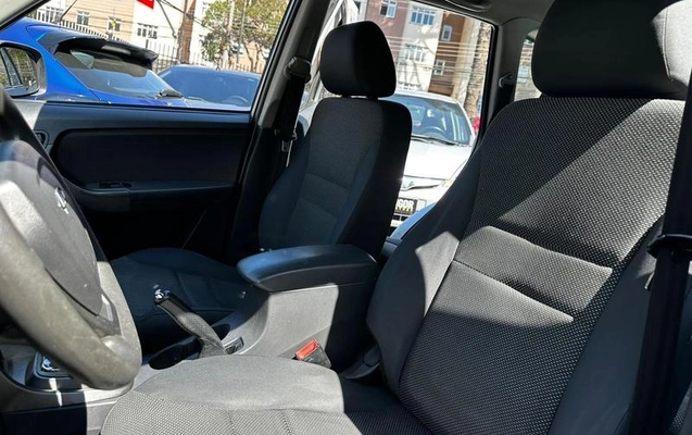 imagem-https://www.socarrao.com.br/sc-vehicle-images-prod/3753945/1789052853769-8422387_3_B_1449e505f3.jpeg