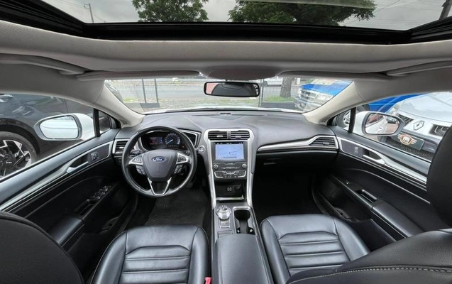 imagem-https://www.socarrao.com.br/sc-vehicle-images-prod/37540/1787583831146-7184301_19_B_f09f43e7eb.jpeg