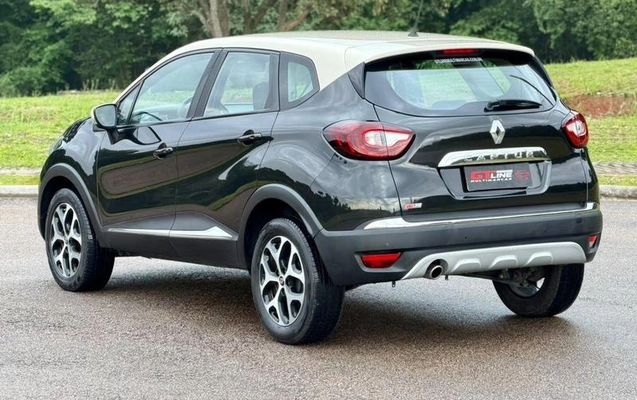 imagem-https://www.socarrao.com.br/sc-vehicle-images-prod/3754061/1791381503040-8444366_9_B_feb9e64229.jpeg