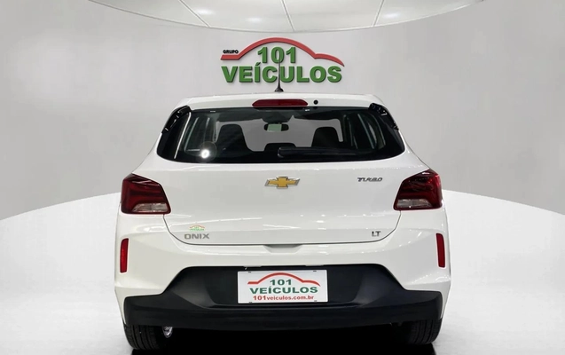 imagem-https://www.socarrao.com.br/sc-vehicle-images-prod/3754100/1789053264187-003_e757ad54fd5b22057b8d59e0816c7365.jpg