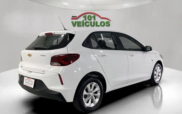 imagem-https://www.socarrao.com.br/sc-vehicle-images-prod/3754100/1789053264189-003_d19b087145c4e2313d830d93240647fe.jpg