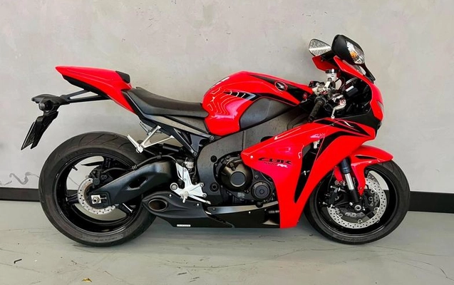 imagem-https://www.socarrao.com.br/sc-vehicle-images-prod/3754131/1789055161567-8463426_10_B_e03a2de164.jpeg