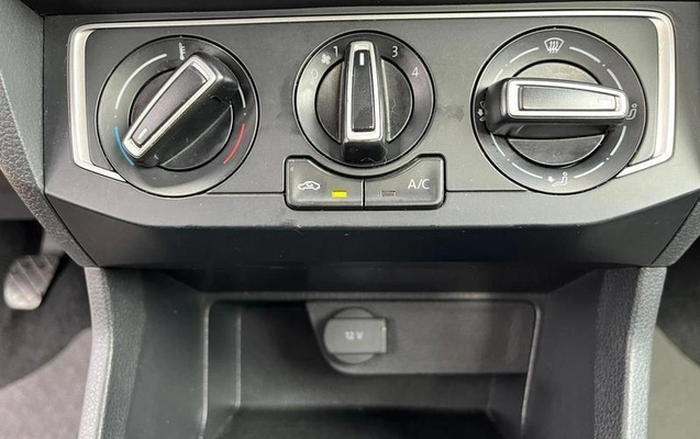 imagem-https://www.socarrao.com.br/sc-vehicle-images-prod/37542/1787690702636-7621769_27_B_597ed04f82.jpeg