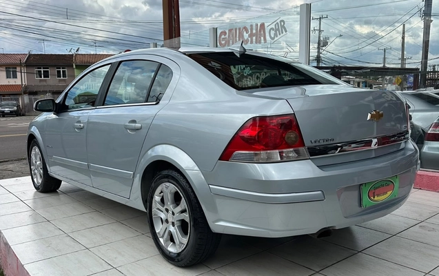 imagem-https://www.socarrao.com.br/sc-vehicle-images-prod/3754264/1789157462854-NDk0NTFhZjEtNTg2Ni00NTAzLWJmOGMtZTBkNGUzN2EyNWE5LmpwZWc.jpeg