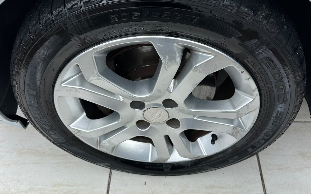 imagem-https://www.socarrao.com.br/sc-vehicle-images-prod/3754264/1789157463974-YTViMTJjODAtOTJmNi00M2Y3LWE0NjMtOTNkMGY1YmNhZTEyLmpwZWc.jpeg