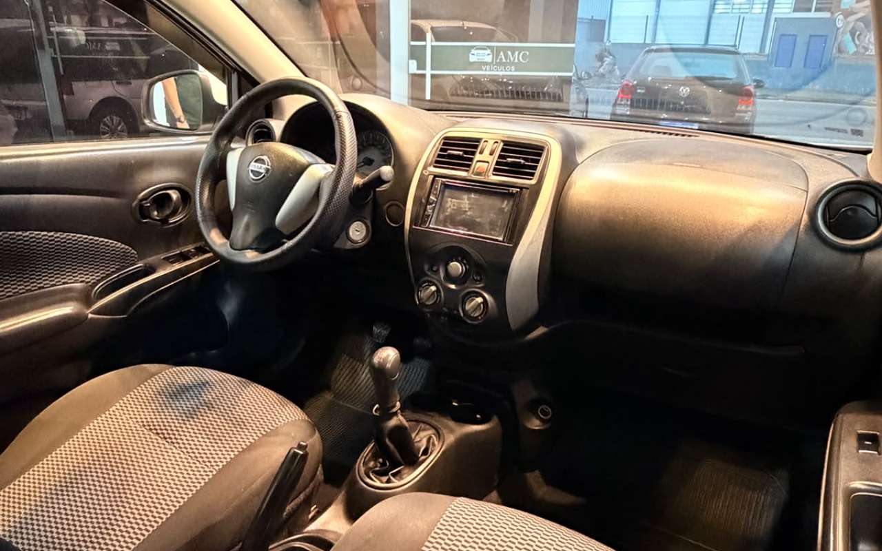 imagem-https://www.socarrao.com.br/sc-vehicle-images-prod/3754322/1789054075334-V2hhdHNBcHAgSW1hZ2UgMjAyNi0wOS0wOSBhdCAxNy4zNC4wOC5qcGVn.jpeg