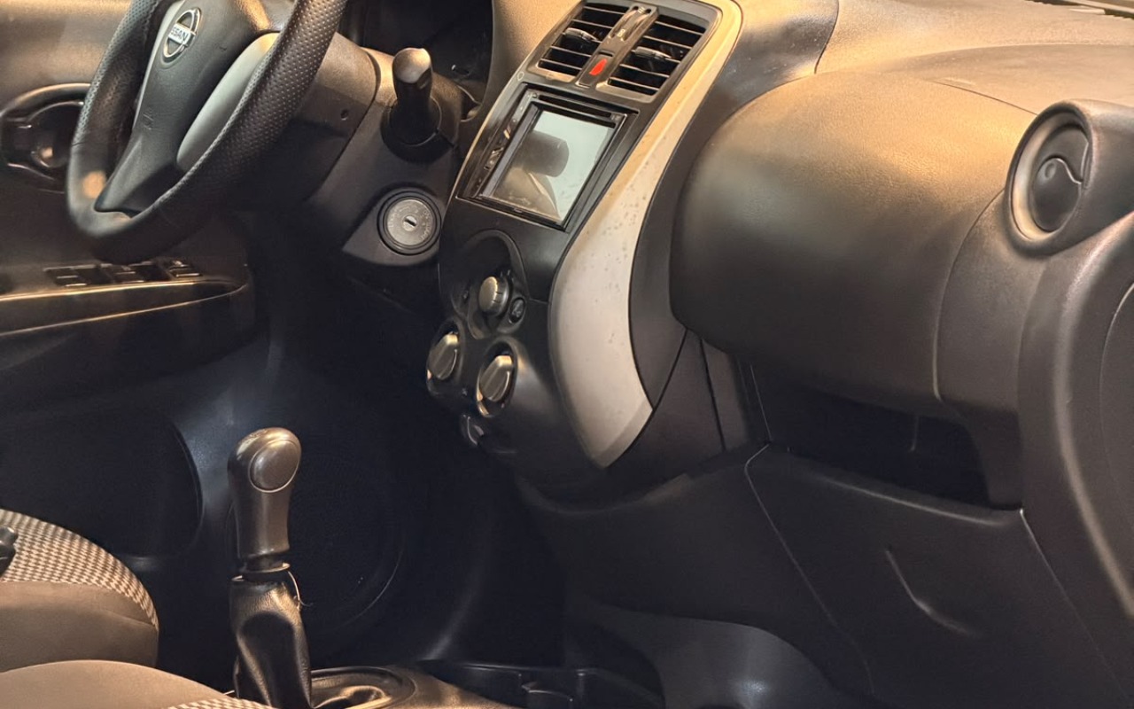 imagem-https://www.socarrao.com.br/sc-vehicle-images-prod/3754322/1789054075517-V2hhdHNBcHAgSW1hZ2UgMjAyNi0wOS0wOSBhdCAxNy4zNC4wNSAoMikuanBlZw.jpeg