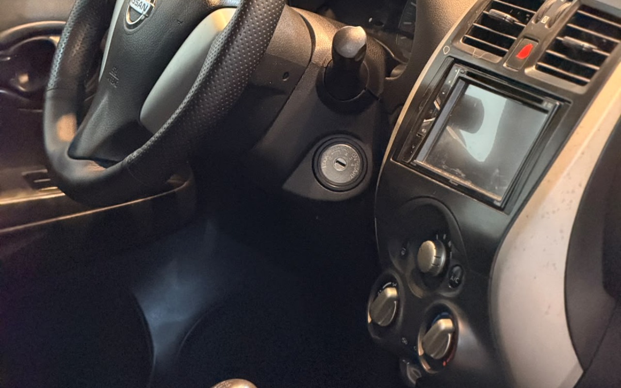 imagem-https://www.socarrao.com.br/sc-vehicle-images-prod/3754322/1789054075574-V2hhdHNBcHAgSW1hZ2UgMjAyNi0wOS0wOSBhdCAxNy4zNC4wNSAoMSkuanBlZw.jpeg