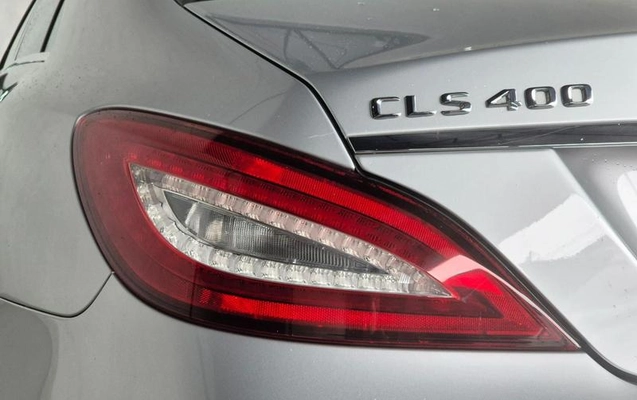 imagem-https://www.socarrao.com.br/sc-vehicle-images-prod/3754847/1789151390361-8463908_12_B_660d1b403c.jpeg