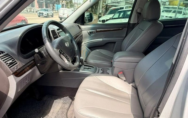 imagem-https://www.socarrao.com.br/sc-vehicle-images-prod/3754978/1789313928758-8463905_8_B_cc2bfc187a.jpeg