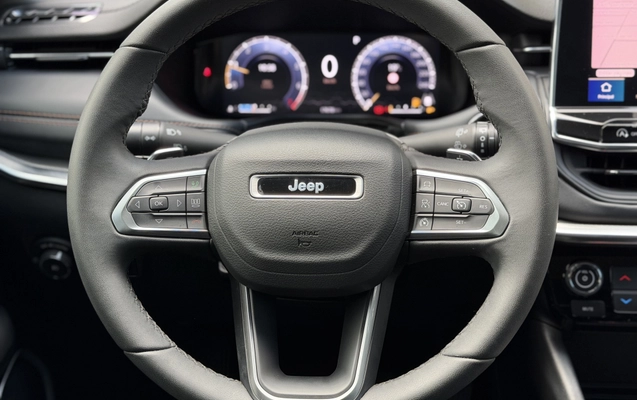imagem-https://www.socarrao.com.br/sc-vehicle-images-prod/3755060/1789055605977-003_716e3cb26d6e096215109ca463796c5a.jpeg