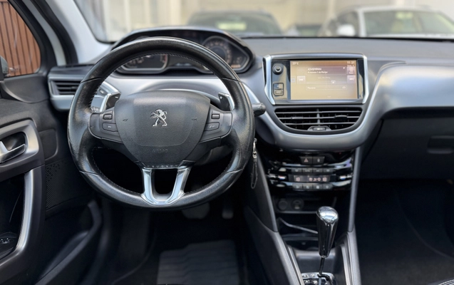 imagem-https://www.socarrao.com.br/sc-vehicle-images-prod/3755117/1789055767744-003_bd7a5e67ef5f967de451683bb64a170b.jpeg