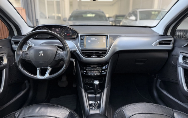 imagem-https://www.socarrao.com.br/sc-vehicle-images-prod/3755117/1789055767756-003_0359c5c155be1905d228bc239af9ca83.jpeg