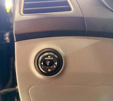 imagem-https://www.socarrao.com.br/sc-vehicle-images-prod/3755201/1789055926966-8368015_16_B_cd3f1afc1a.jpeg